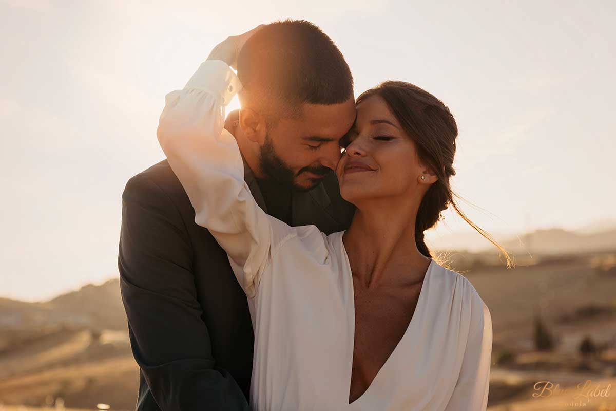 High Class Escort Girlfriend ESCORT DINNER DATE